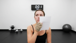 Core strength test: The 1-second paper challenge that exposes hidden weakness